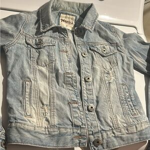 Juniors small. Fits almost xs
